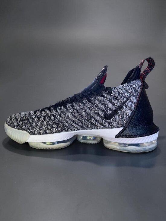 Nike LeBron 16 \'Oreo\' 2018 Mens Basketball Shoes Size 11.5 Worn 3-5X AO2588-006 main image 6